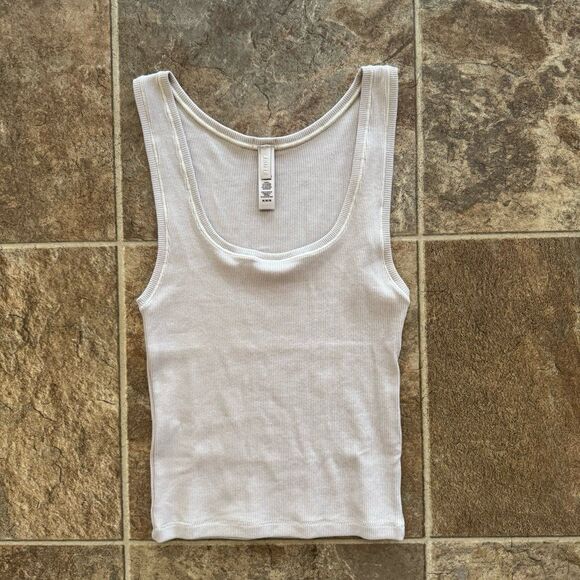 Skims Cotton Rib Tank Stone Size Medium - Picture 3 of 9